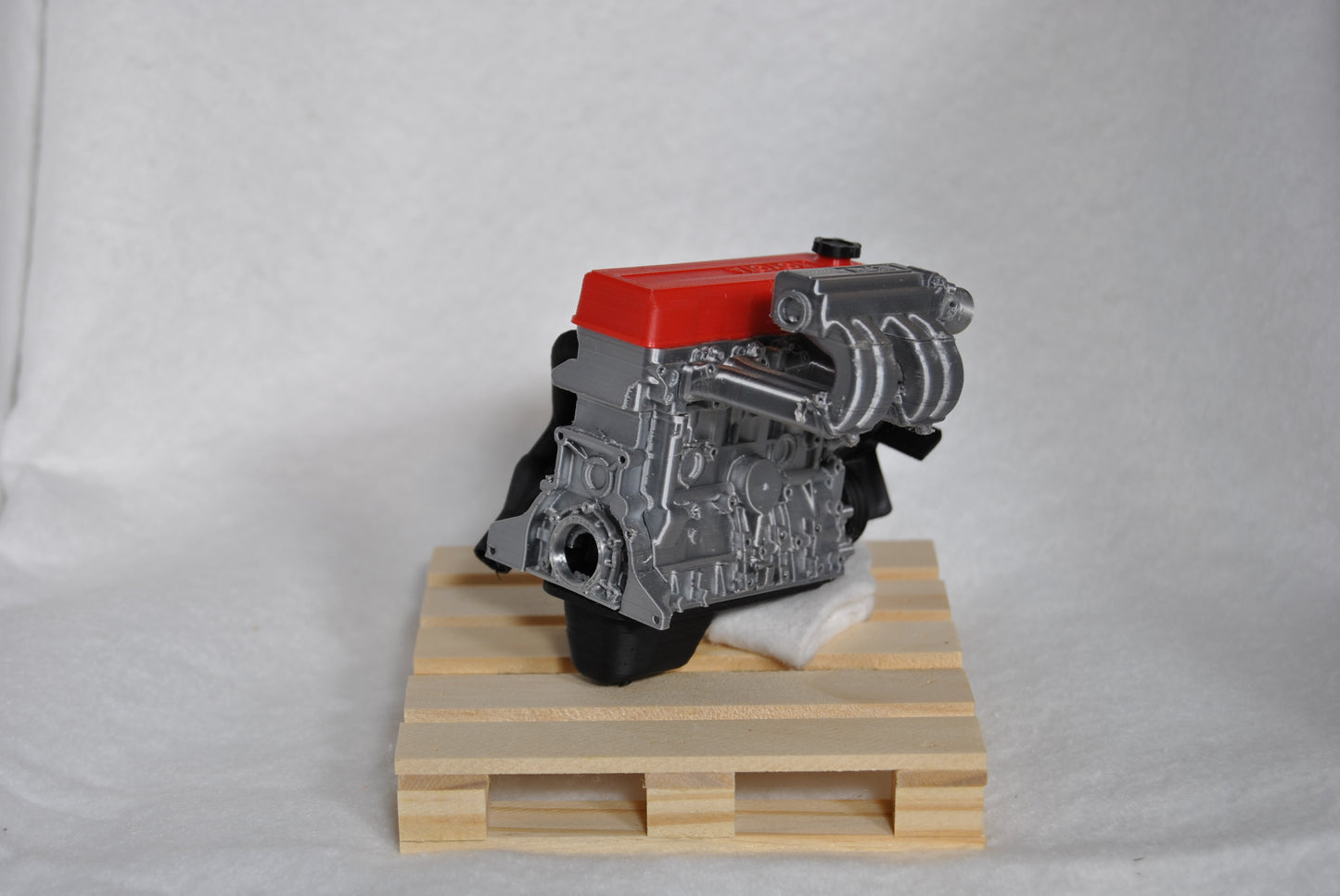22R Premium 1/10 Scale Engine