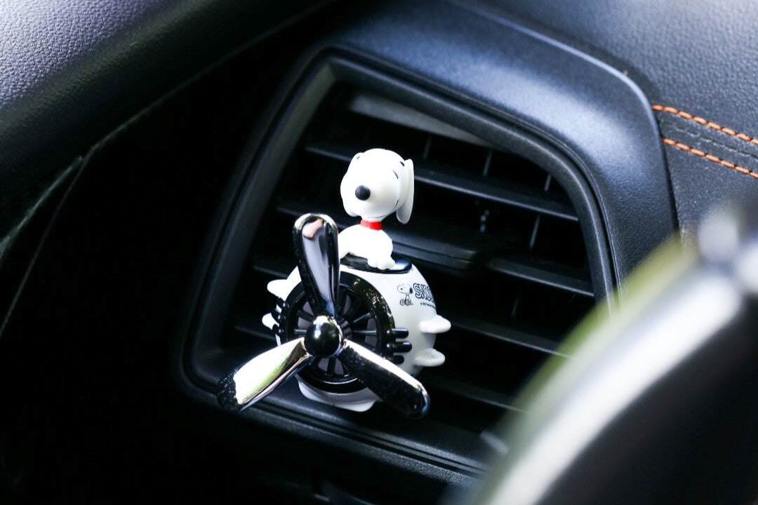 Snoopy (White) Spinning Propeller Air Freshener