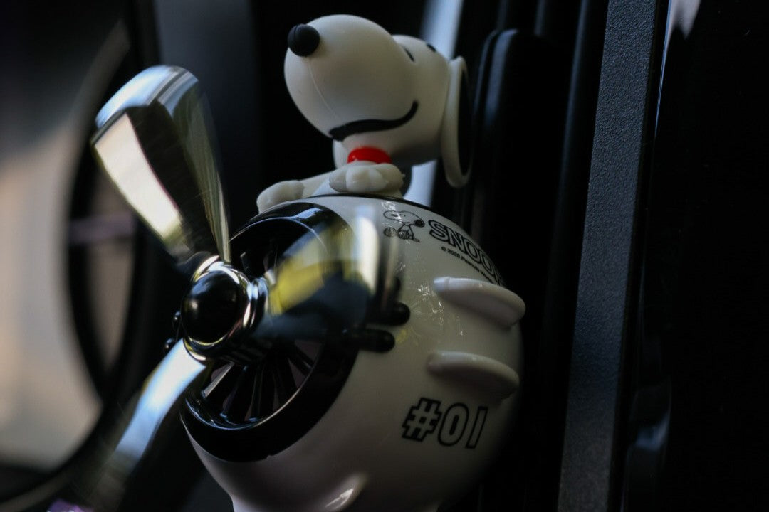 Snoopy (White) Spinning Propeller Air Freshener