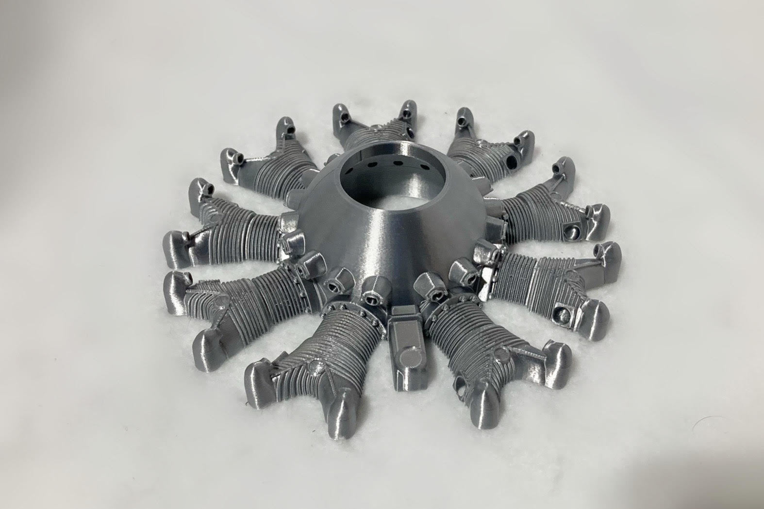 Civilian Lycoming R-680 (Half Cylinder) – Scale RC Engines